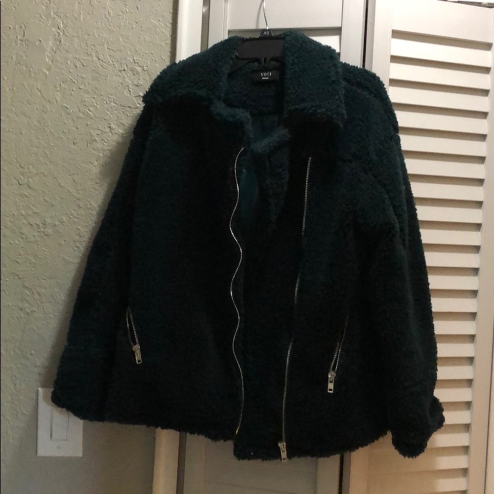 Sherpa Jacket - Picture 2 of 4
